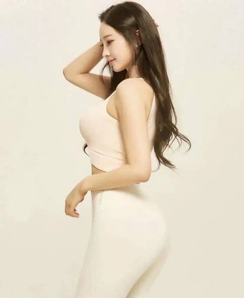 日本女明星叫什么美的_日本明星美照_日本美女明星的乳