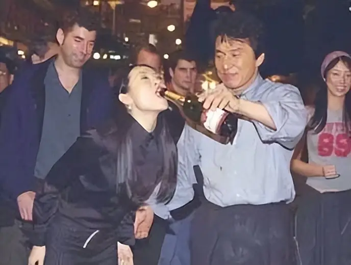 章子怡 国际章 事业 _章子怡淡出娱乐圈_章子怡 巩俐 比较