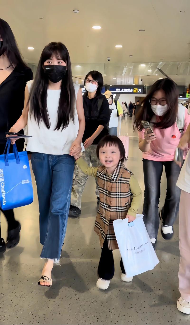 娱乐圈宝宝_娱乐圈圈儿_娱乐圈宝宝宠文