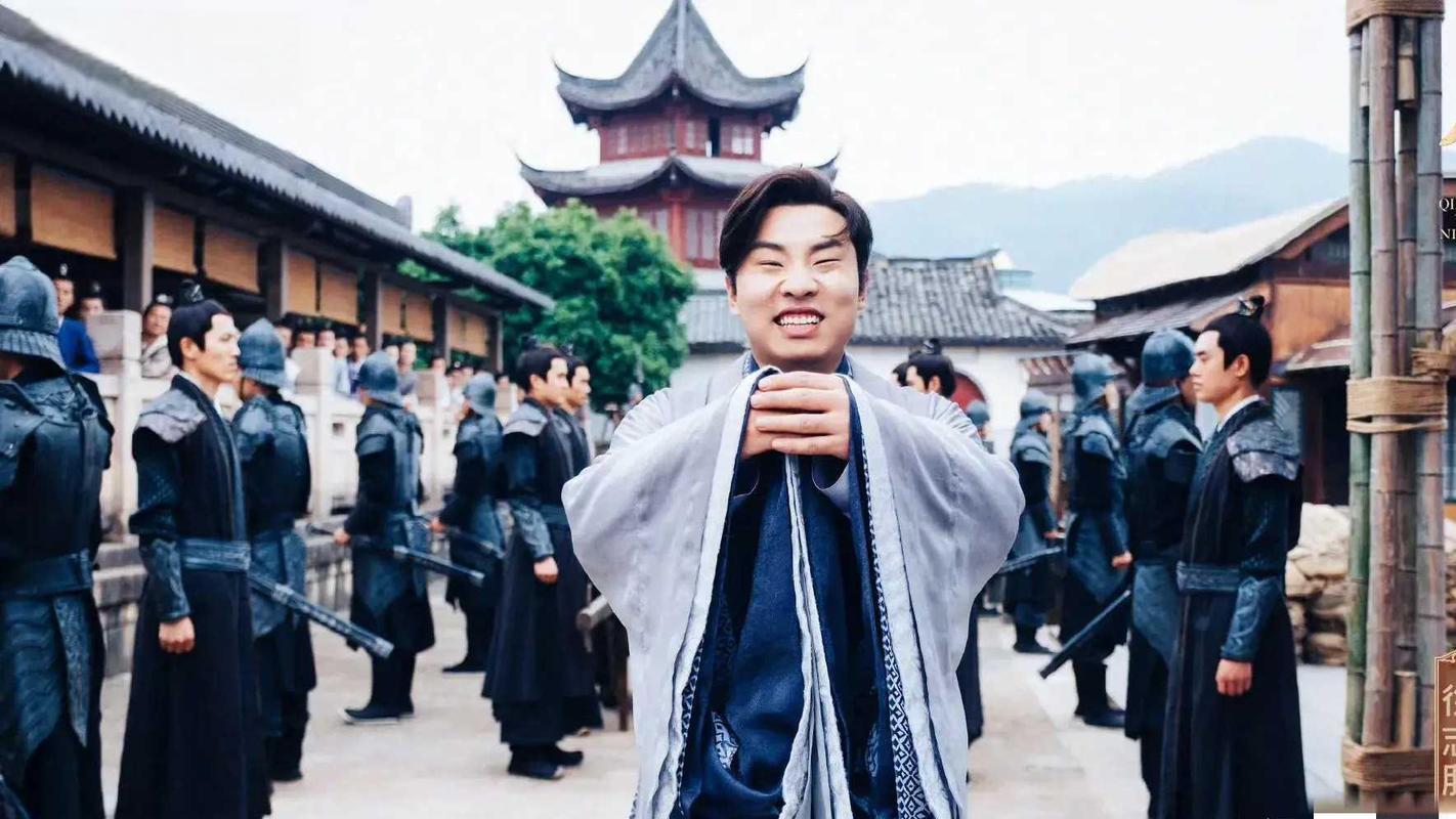 演技派男星颠覆形象，从徐志胜到肖战，谁才是真正的百变戏骨？