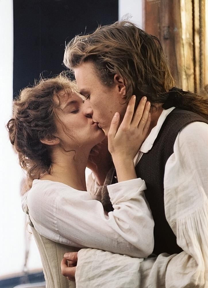 卡萨诺瓦历史人物改编电影_卡萨诺瓦电影剧情介绍_卡萨诺瓦电影在线观看