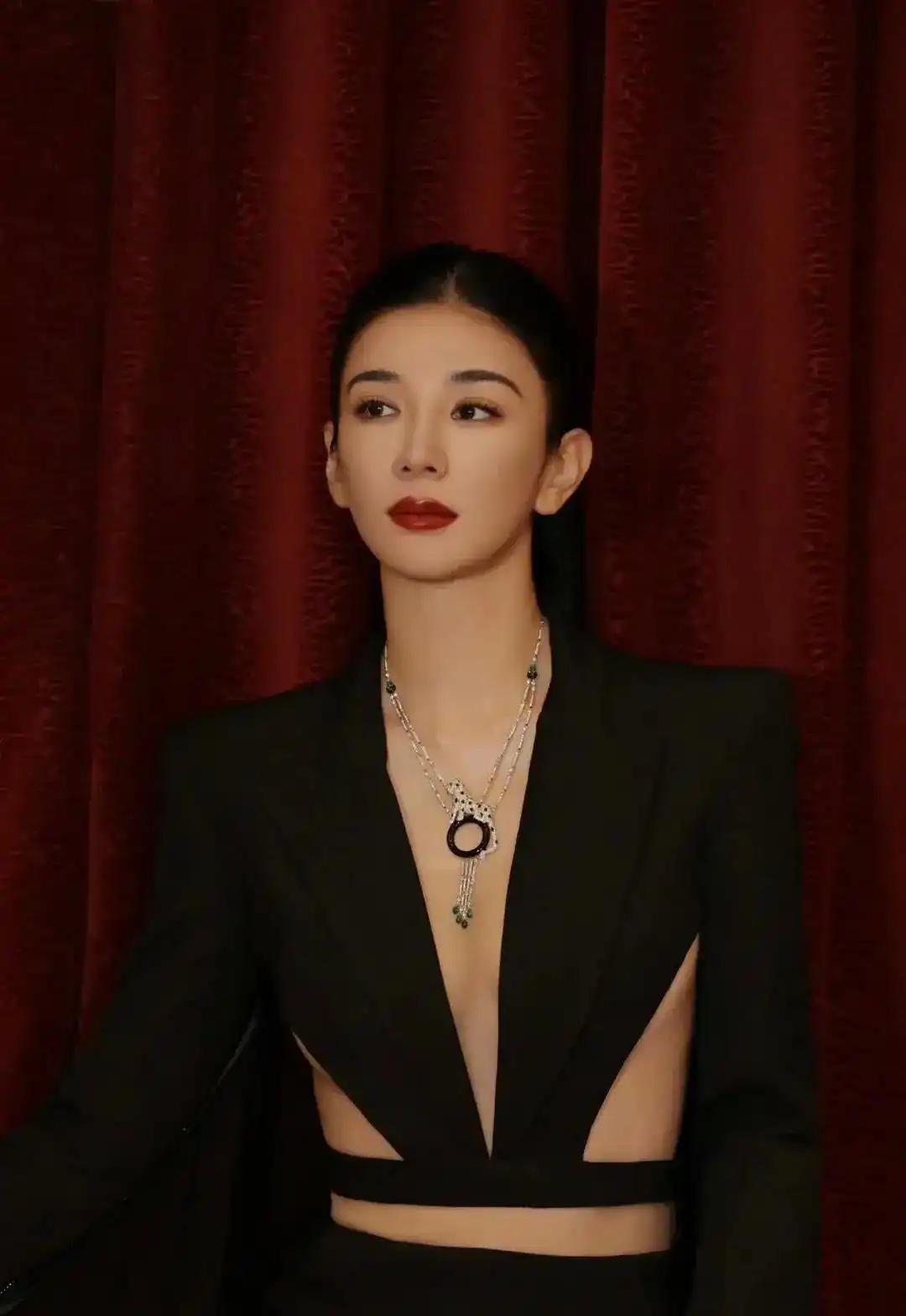 娱乐圈幕后真相_娱乐圈生活_明星辛酸往事深度揭秘