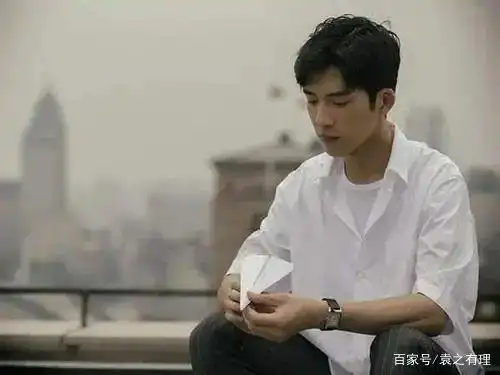 井柏然报警应对谣言_明星黑料被爆怎么处理,_明星律师函公信力下降